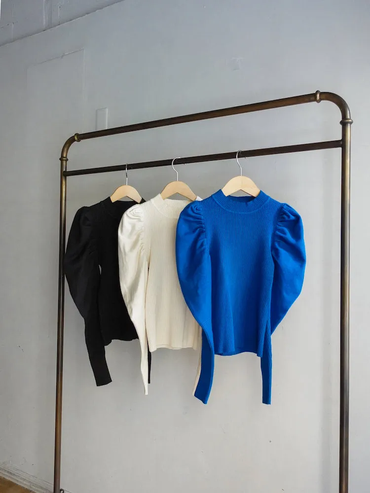 Gather Sleeve Knit Top