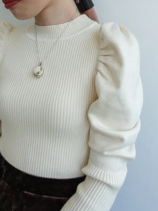 Gather Sleeve Knit Top