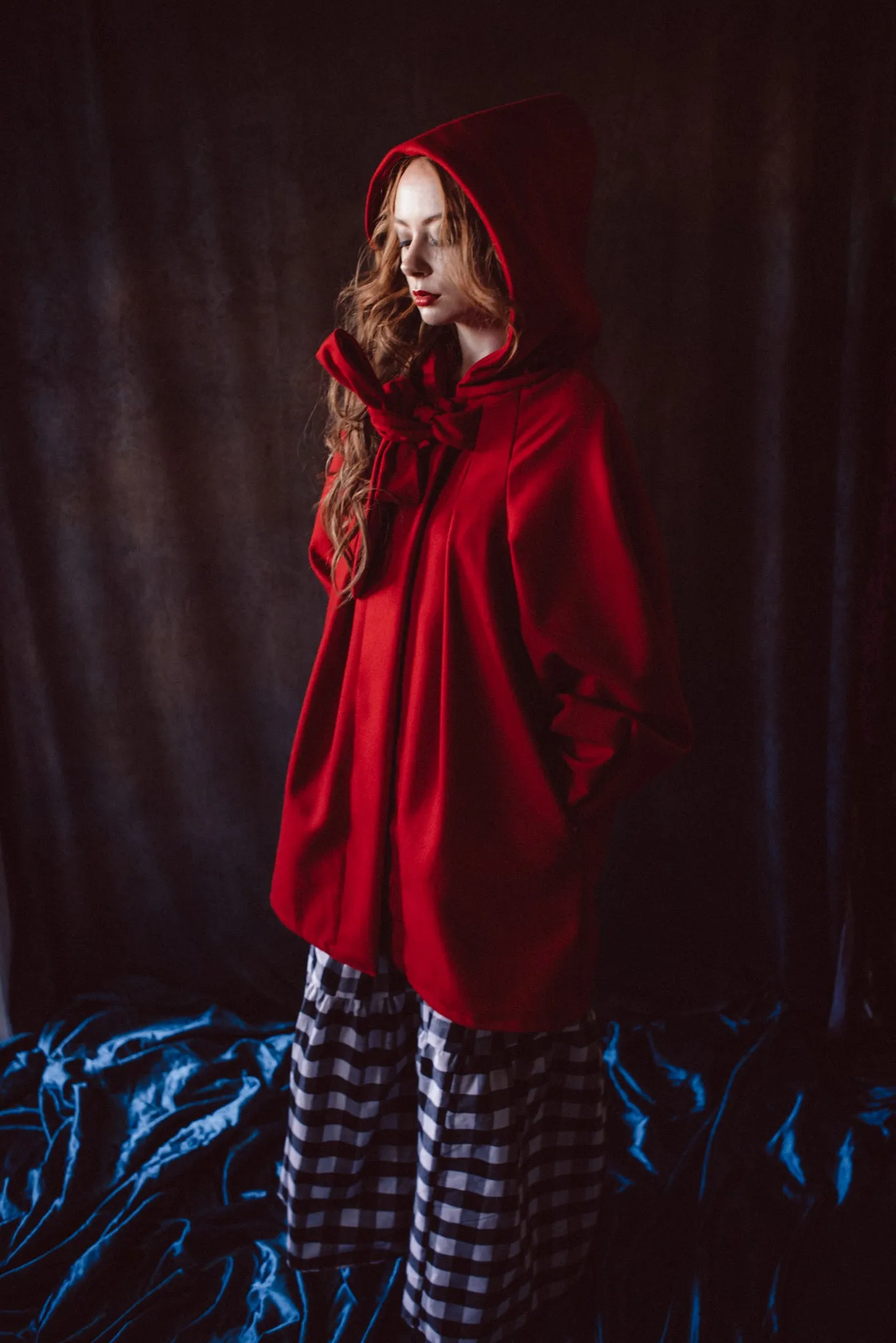 Wallis - Pleated Coat with Hood and Bow